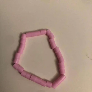 Jätte fint rosa armband ❤️✨ - Ett super fint rosa armband endast 6 kr plus 12 kr frakt ❤️😭