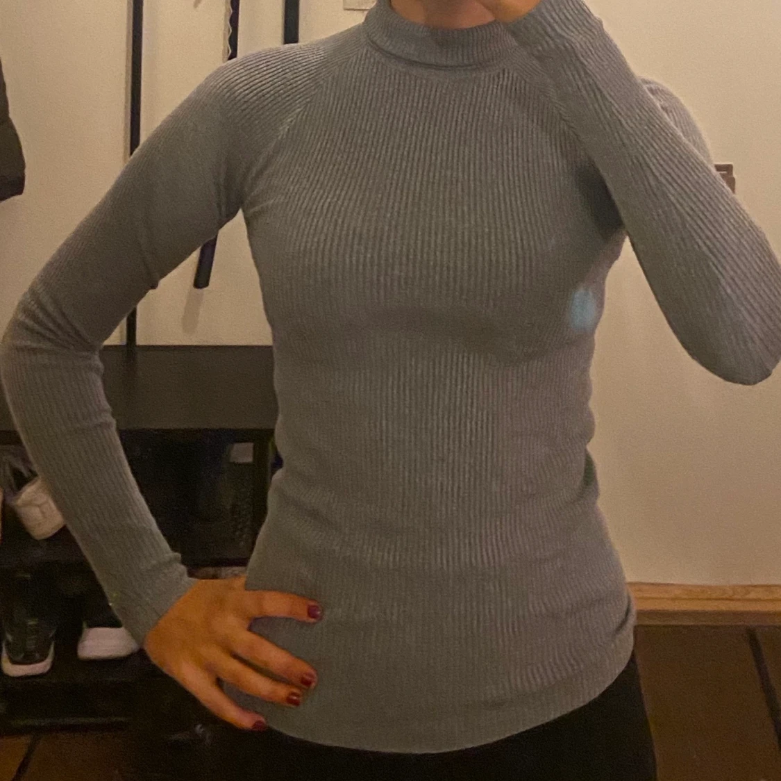 Grå polotröja  - 90