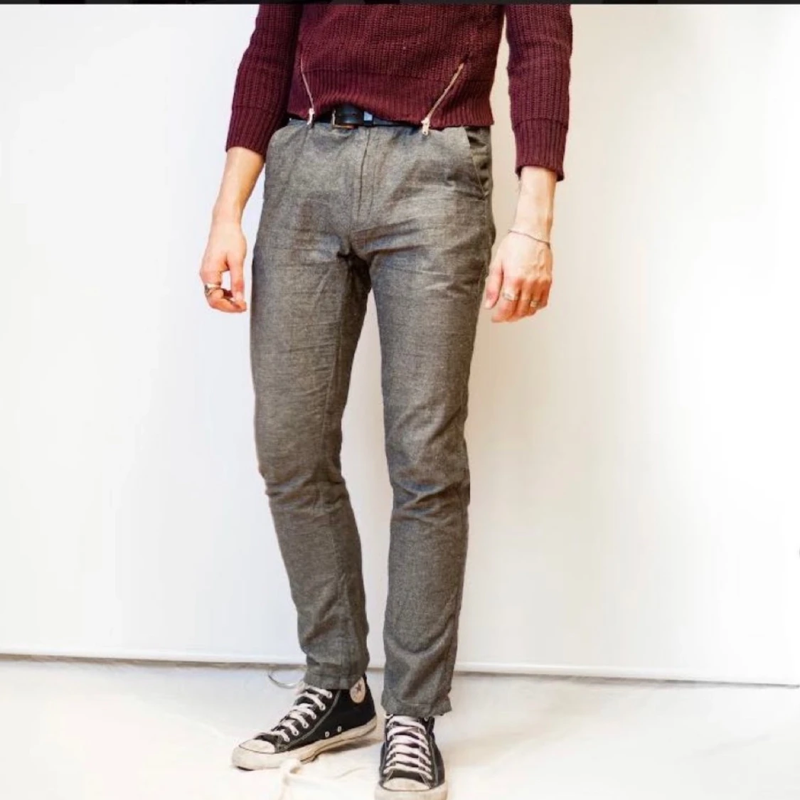 Snygga gråa byxor - 90