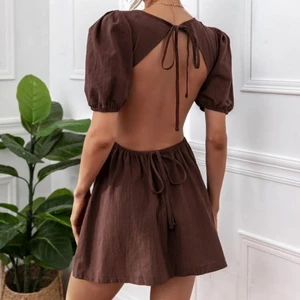 Supersöt klänning - Aldrig andvänd, frakt ingår inte💓