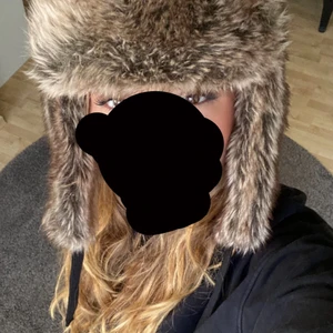 Päls mössa - Säljer min pälsmössa, nyskick