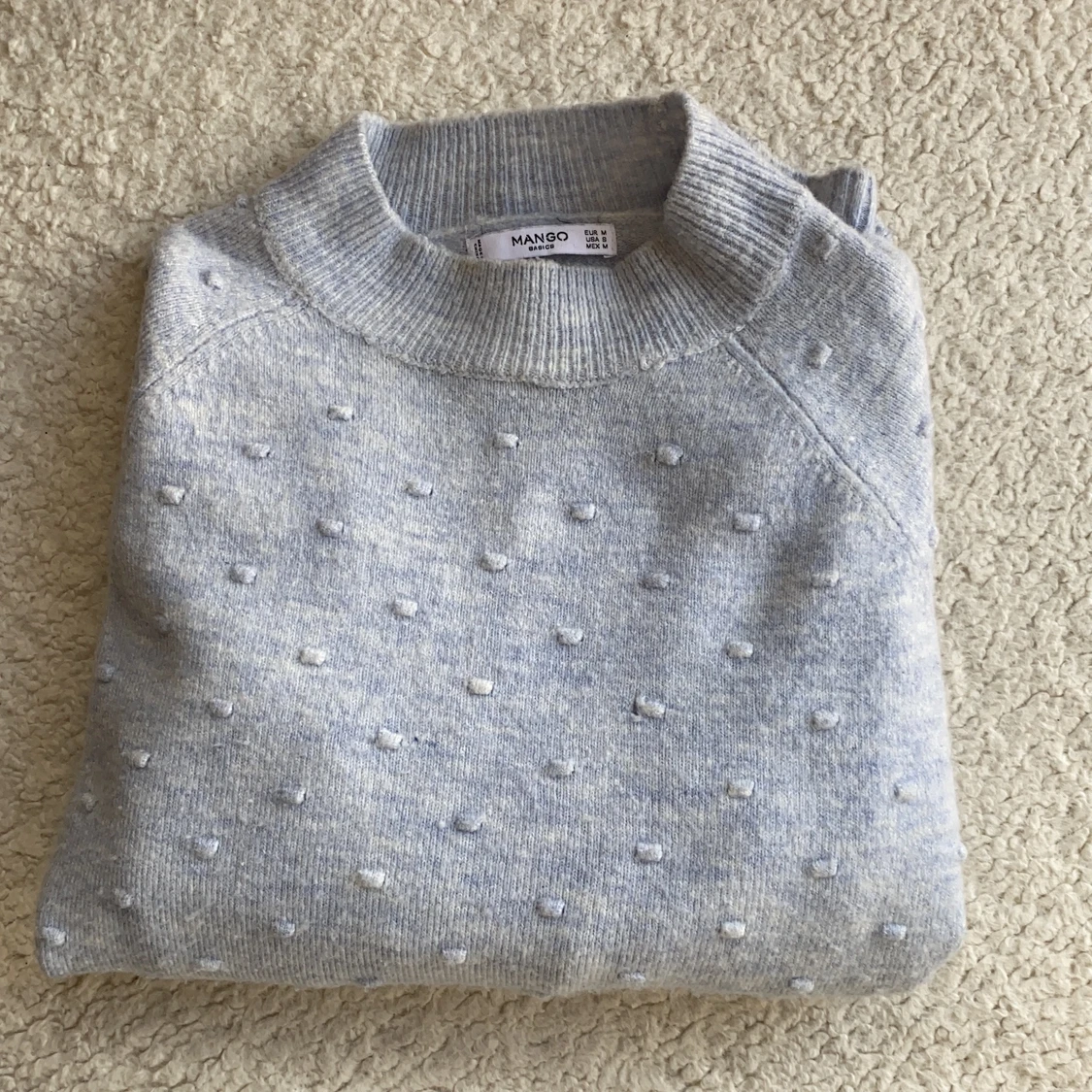 Babyblå stickad tröja - 91