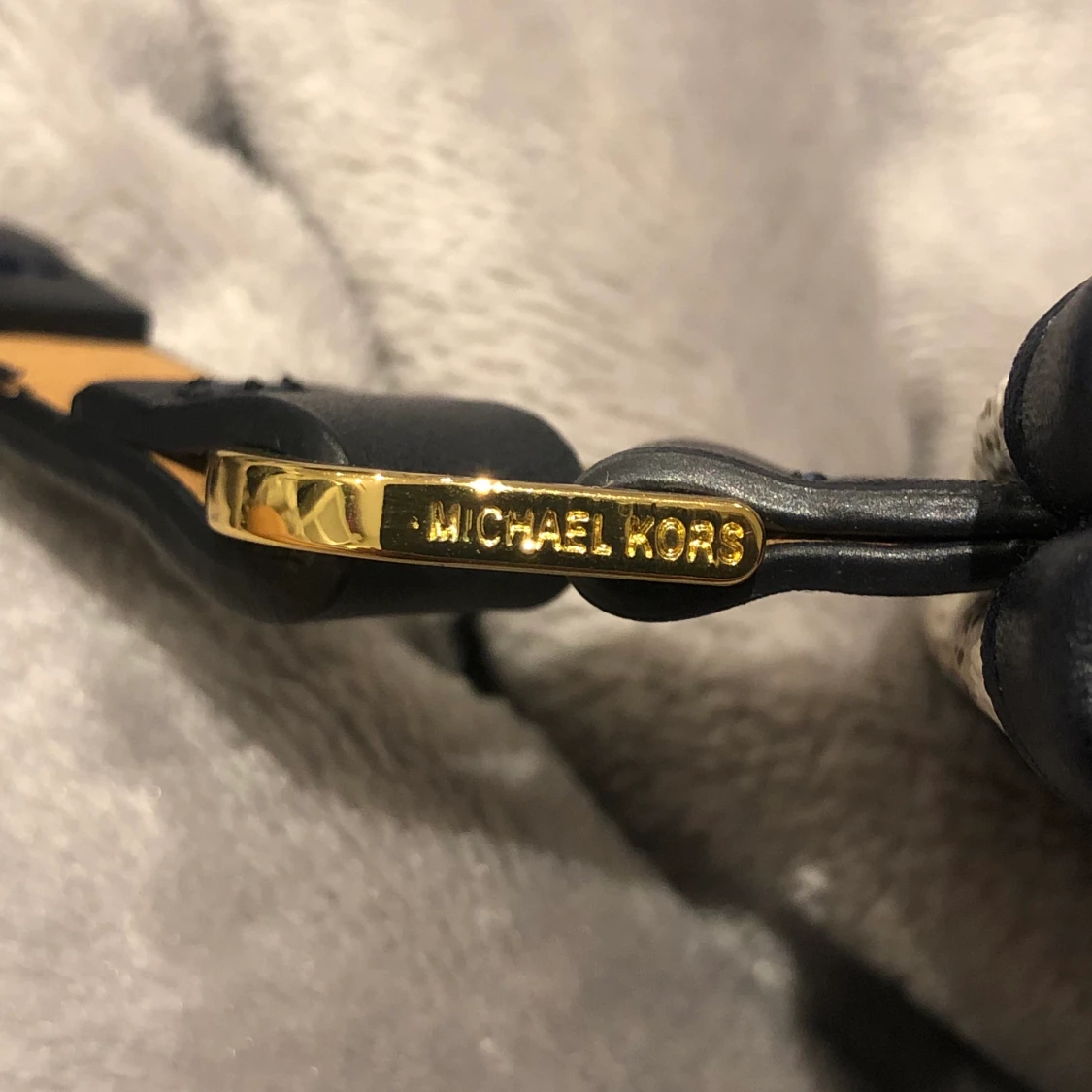 michael kors fanny pack - 90