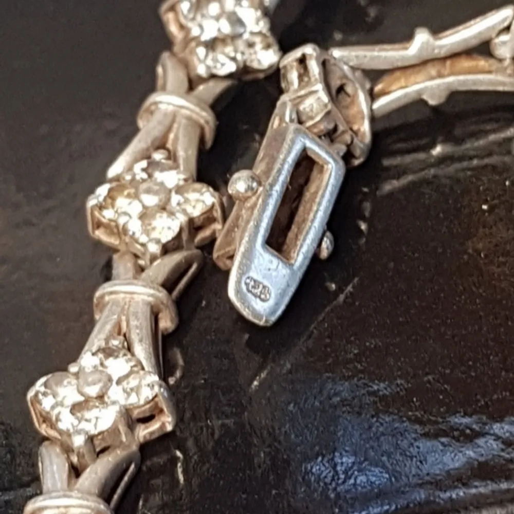 Äkta exklusiv silver sterling ädelstenar 925 Diamanter Moissanite+AAA  VVS1. Accessoarer.