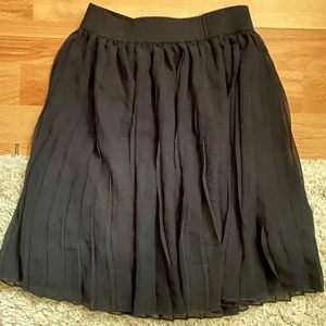 Kjol - Jättesöt kjol, använd 1 gång. Från nakd.