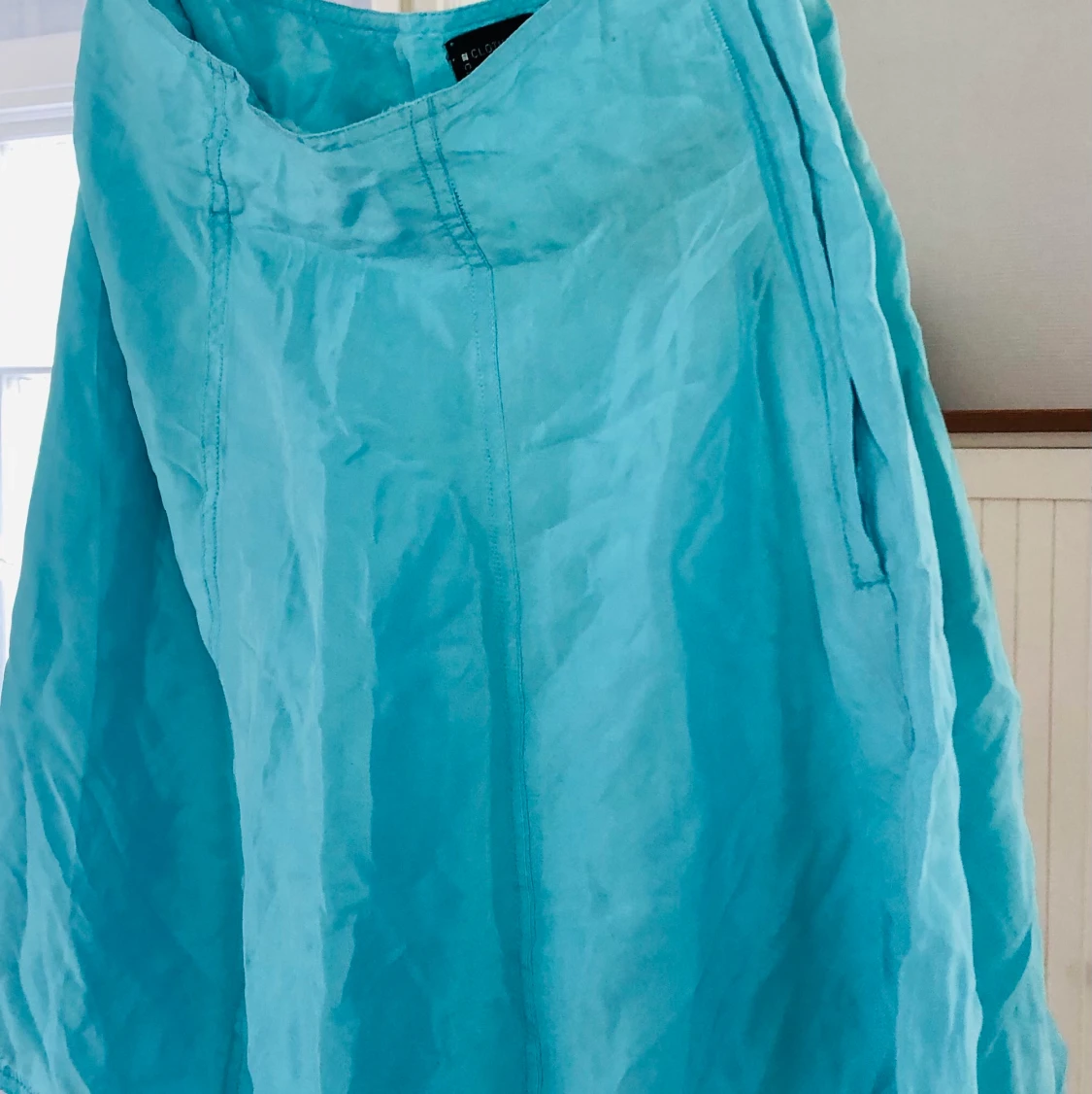 🪁NY🪁Siden kjol strl 38 - 90