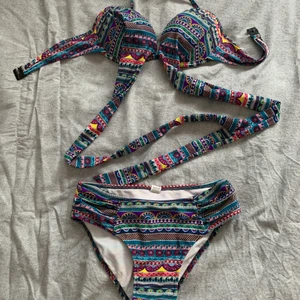 Bikini - Helt oanvänd bikini från Thailand. Bra skick. Storlek s