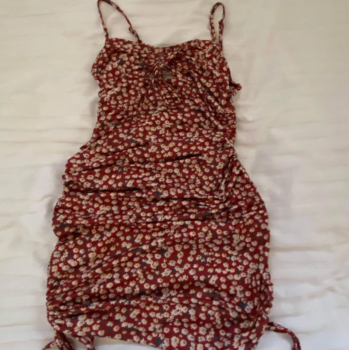 Röd sommarklänning - 91