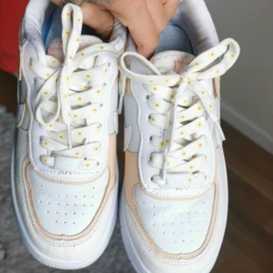 Nike sneakers - Från kina strl 36