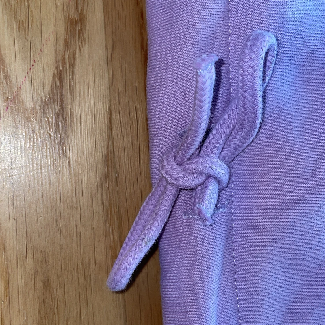 Lila Hoodie från Lindex  - 91