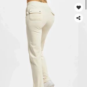 Söker juicy byxor - Hej jag söker juicy byxor i helst storlek xs eller S, spelar ingen roll vilken färg de e, skriv privat om någon har o vi kan snacka om priset 