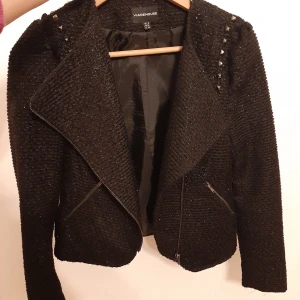 Svart lavaj - Stl 34