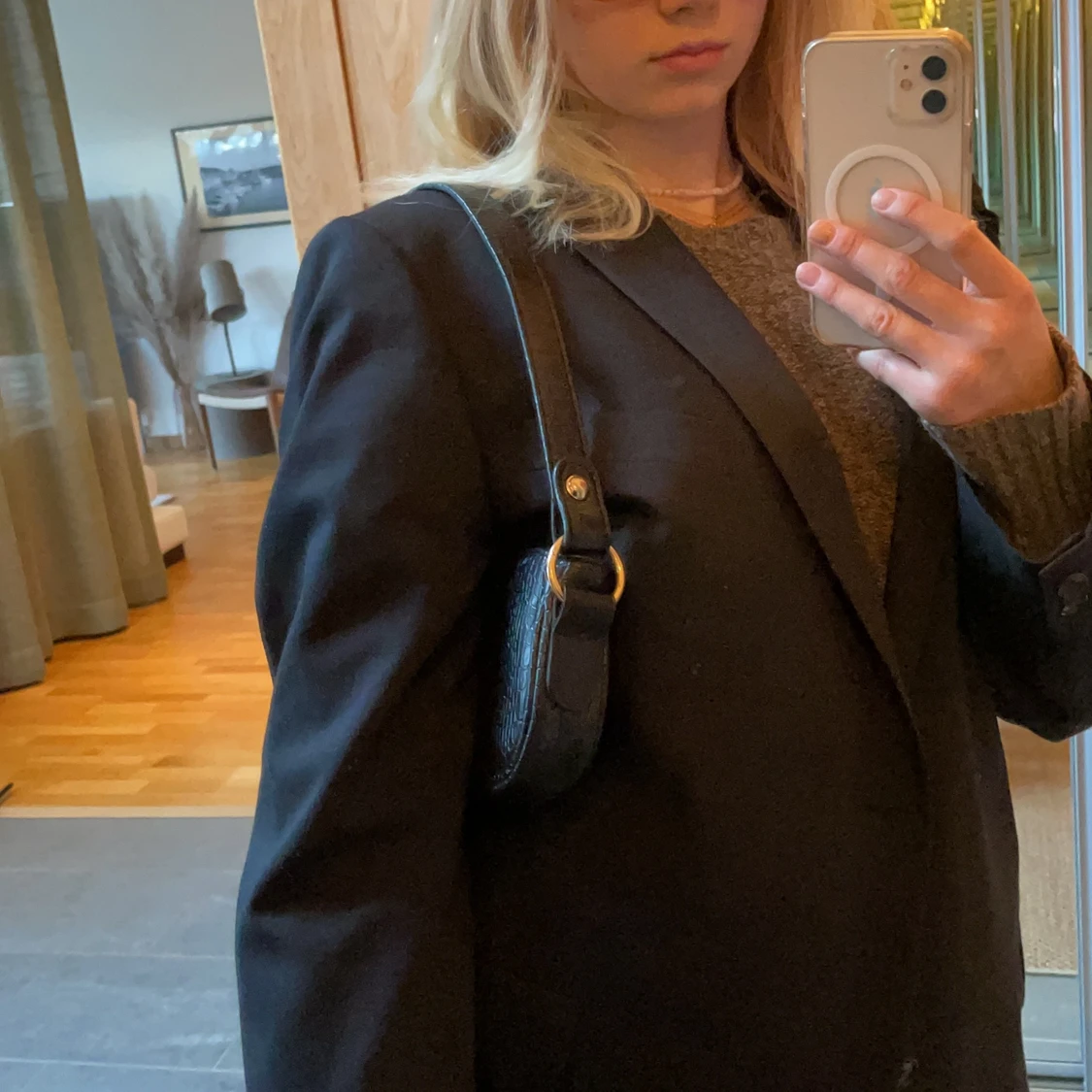 Svart axelväska - 90