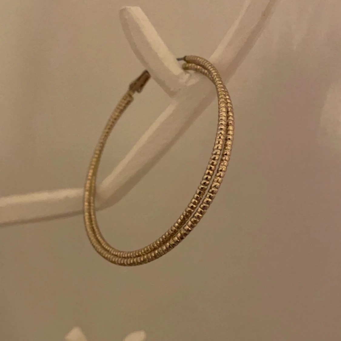 Stora guld ringar - 90