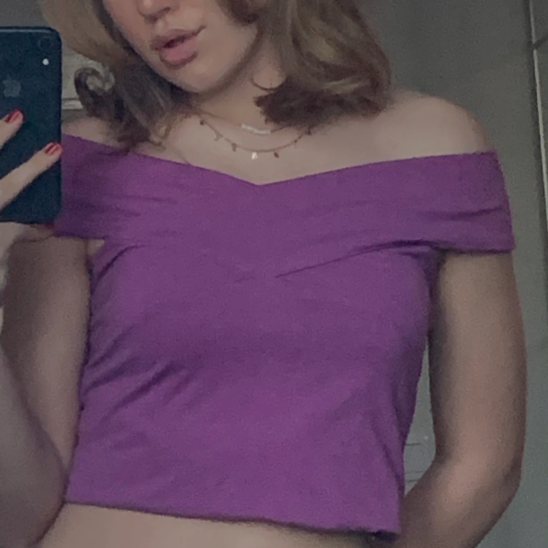 söt lila off shoulder topp  - 90