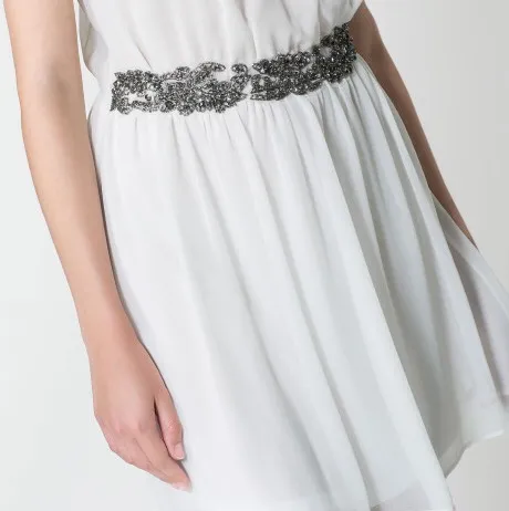 ZARA white dress with silver embroidery on the waist and shoulders. The dress has lining. Size S, but I think it can fit M as well.  Pick up available in Kungsholmen  Please check out my other items! :) . Klänningar.