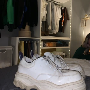 Eytys Angel - Eytys Angel i storlek 43! Ganska bra skick! Köpta för 2500kr Ca 8 månader gamla