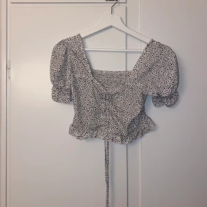 Shein - Topp från shein, aldrig använd!