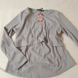 Ribbad tröja från Boohoo - Helt ny