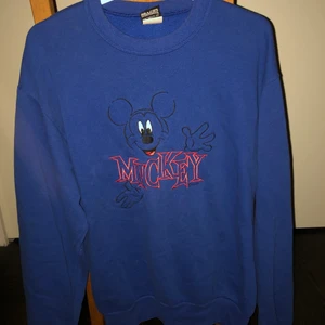 Mickey blå unlimited tröja  - Skön tröja medium i strl