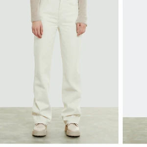 Jeans - Populära jeans från bikbok