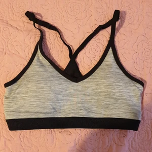 Sport bh - Helt ny♥️♥️♥️