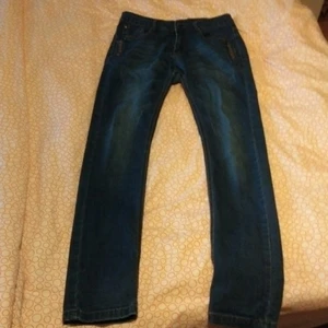 jeans - jätte fina byxor använda en gång :)