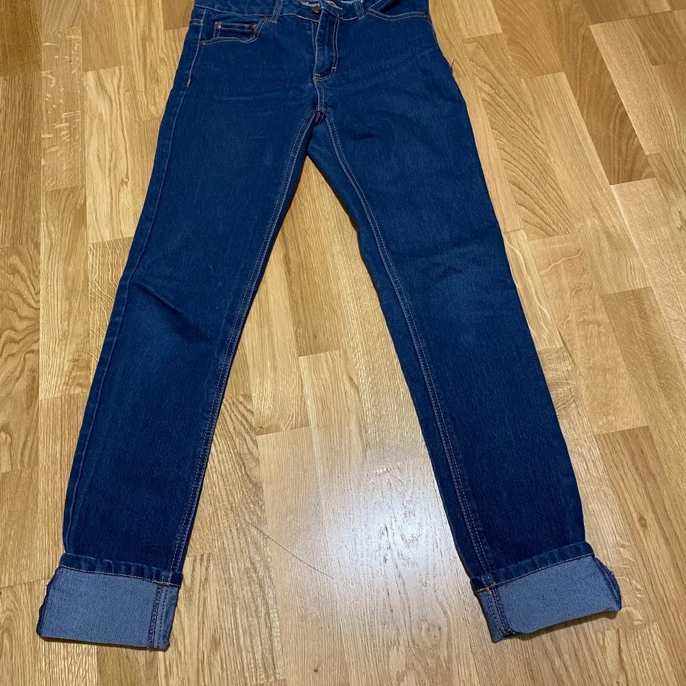 Helt nya jeans från Silvia, storlek 28. Jeans & Byxor.