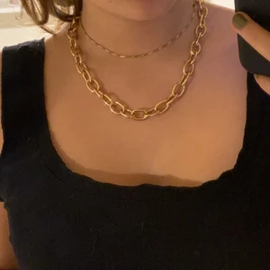 ✨Guld Kedja✨ - Jätte fin guldkedja som jag säljer pga att den nt kommer t användning. Pris kan diskuteras. Köpare står för frakt✨✨