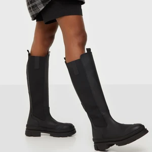 Pavement stövlar oanvända  - Oanvända. Nypris 2199