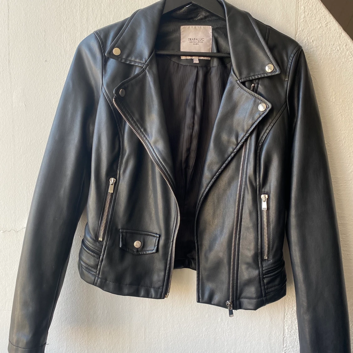 ”Skinnjacka” Zara - 90