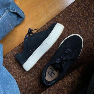 Eytys sneakers - Svarta Eytys sneakers i storlek 37! Bra skick! Köparen står för frakten!