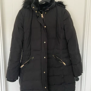 Zara puffy jacket  - puffy jacket from zara! very cozy and warm 