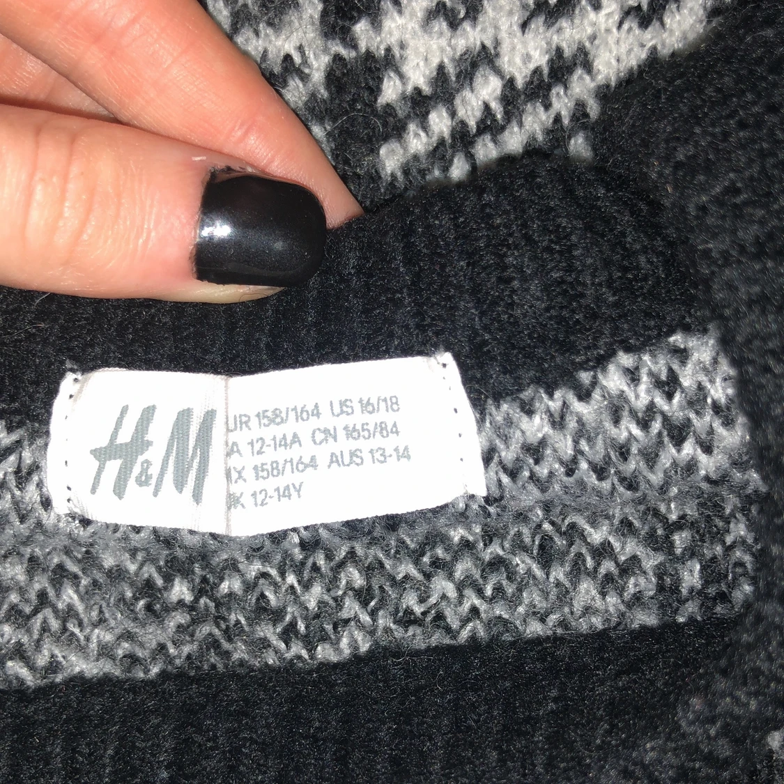 Stickad tröja  - 91