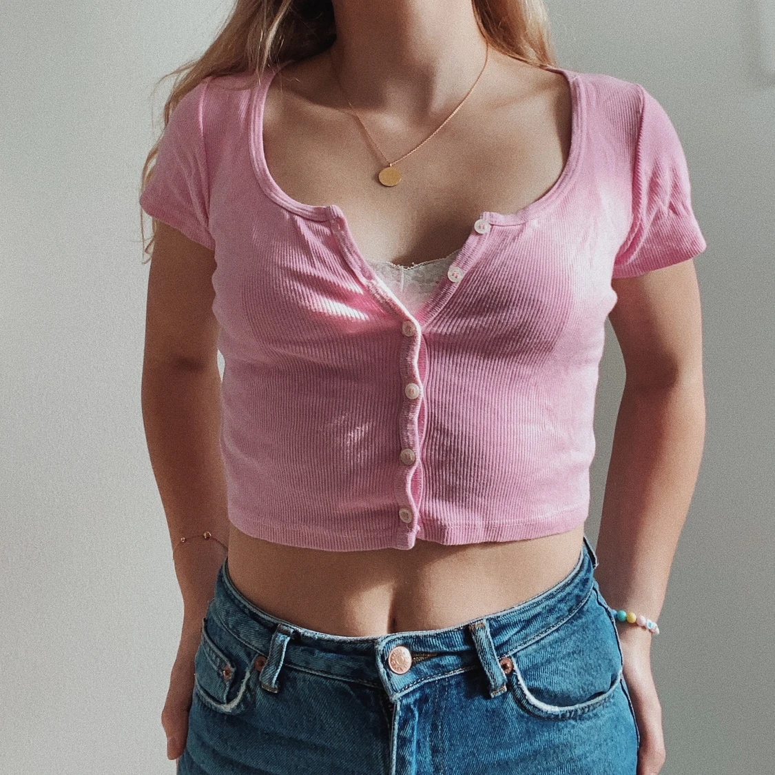 Brandy Melville topp med knappar  - 90
