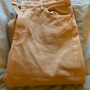 Beiga jeans - Jeans ifrån Zalando strl 28 motsvarar 36 i svensk 