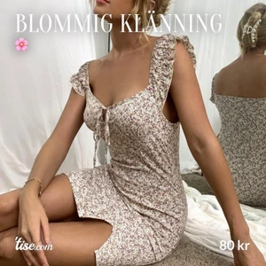 Blommig klänning  - Blommig klänning i storlek S. (Bilderna är lånade) Det är bara att höra av sig vid frågor eller ifall fler bilder på klänningen önskas! 💞