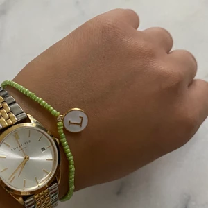 Pärlarmband - Jag tillverkar egna armband. Välj färg och design så fixar jag ett personligt armband/halsband/ring till dig. 