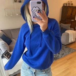 Huddie - Säljer denna blå huddin från Gina storlek s säljer för 150 + frakt 💕