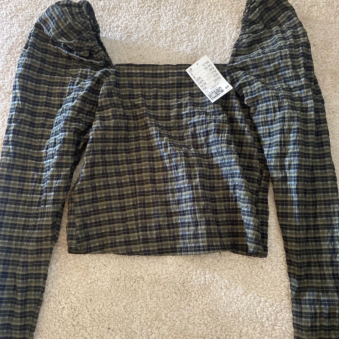 Blus med puffärmar  - 91