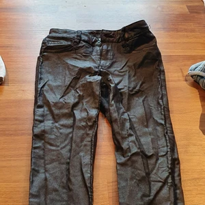 Skinnbyxor  - Nya byxor aldrig använt.