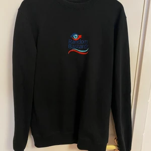 Random Bastards sweatshirt - Strl L, i bra skick. 