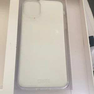 Skal 11 plus  - Genomskinligt skal til iPhone 11 plus 