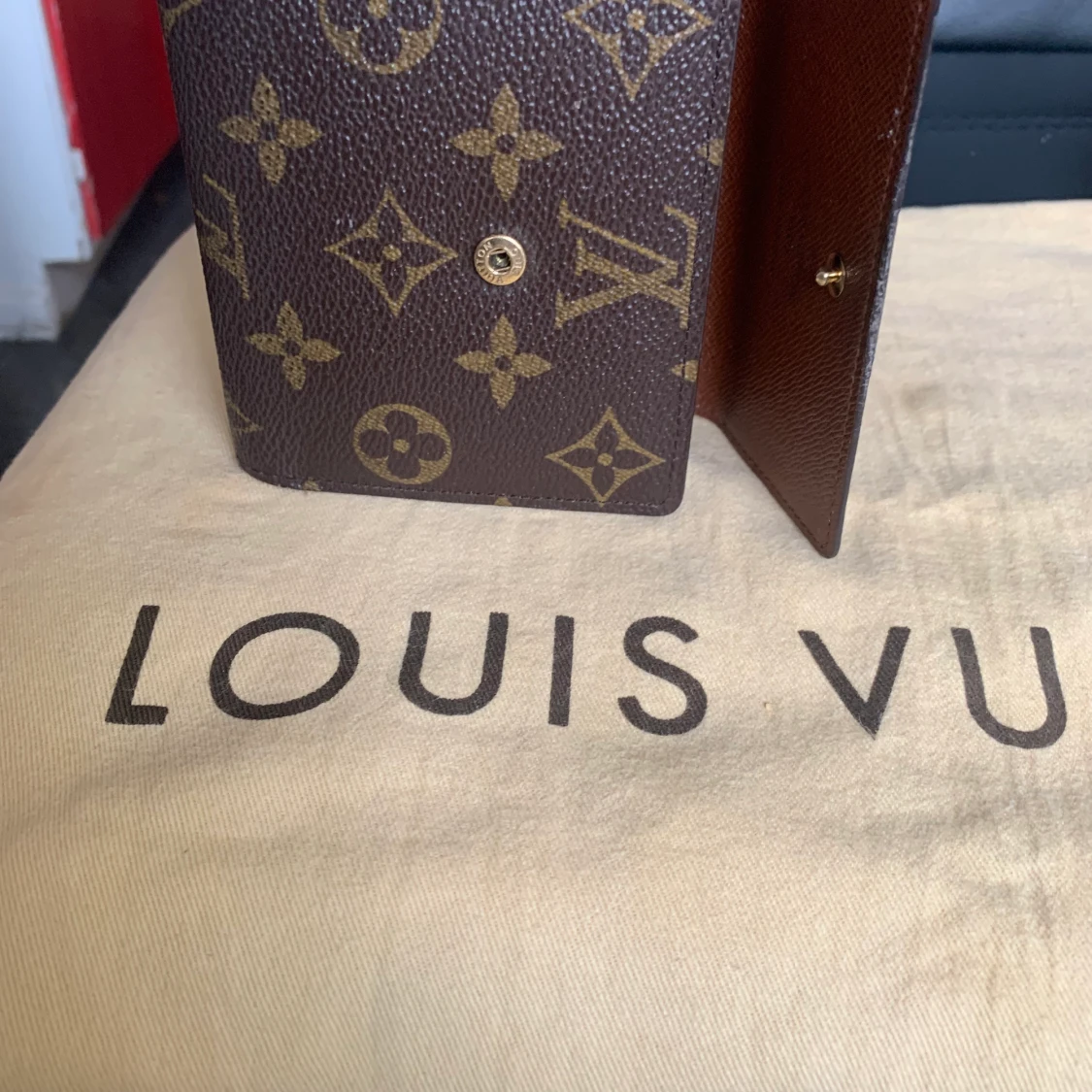 Louis Vuitton plånbok