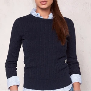 Boomerang Tröja - Boomerang Poppa Calle Sweater 808 Night Sky. Helt ny med prislappen kvar. Nypris: 999kr. Storlek: M.