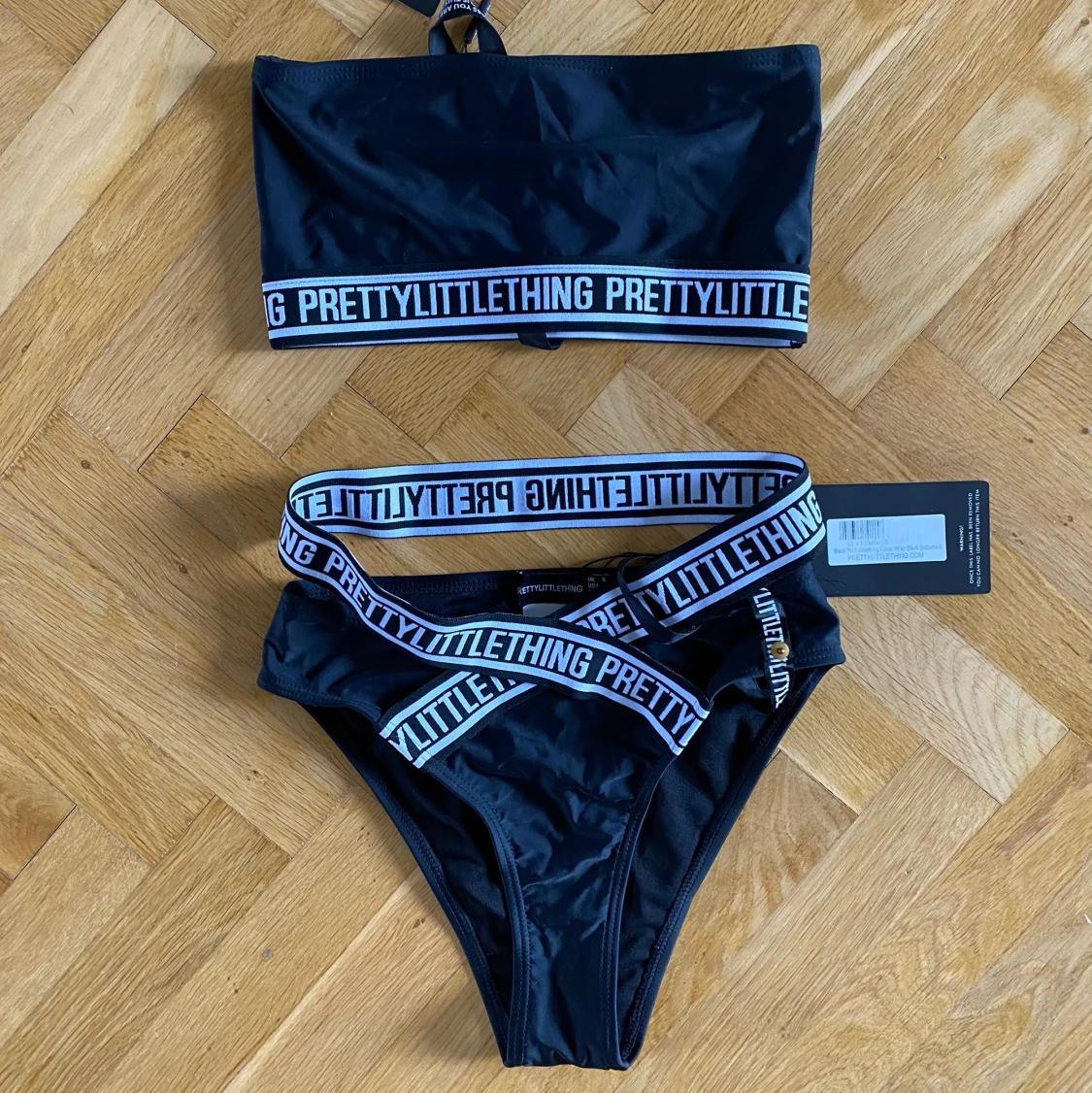 Prettylittlething bikini