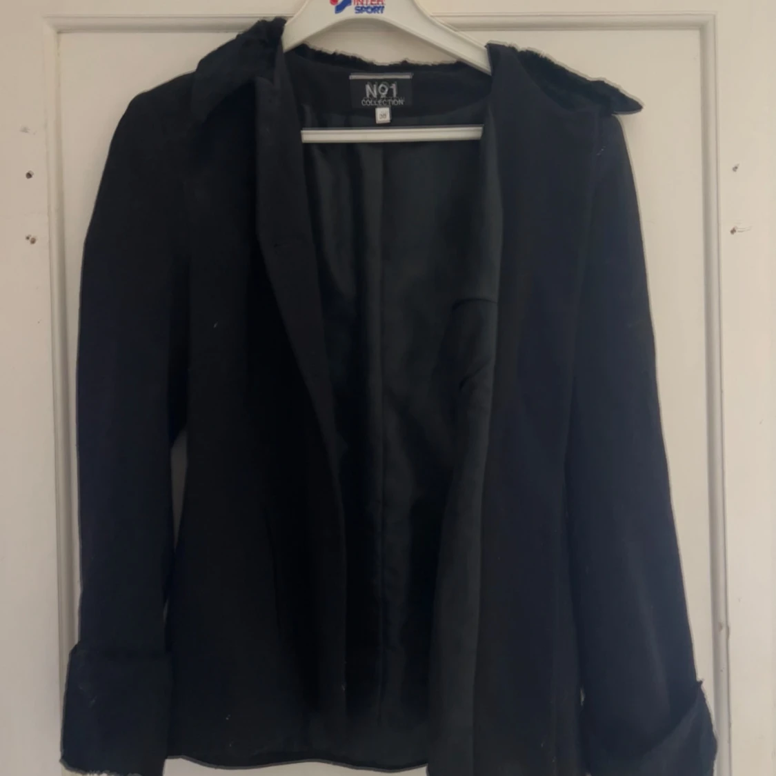 Svart kappa från NO1 Collection - 1