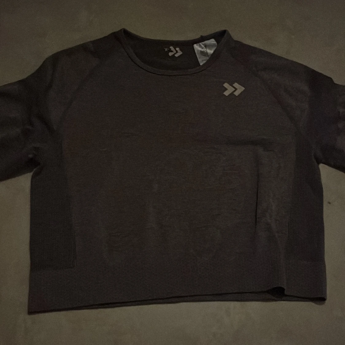 Lila träningströja från Lager157