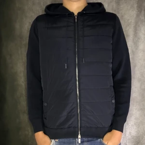 Massimo dutti cardigan  - Mycket fint skick | Size M  | fraktar spårbart inom 24 timmar |  för att köpa klicka ” köp nu” | vid frågor skriv ett meddelande |23