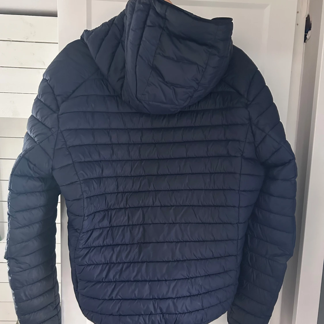 Mörkblå dunjacka från Save The Duck - 2